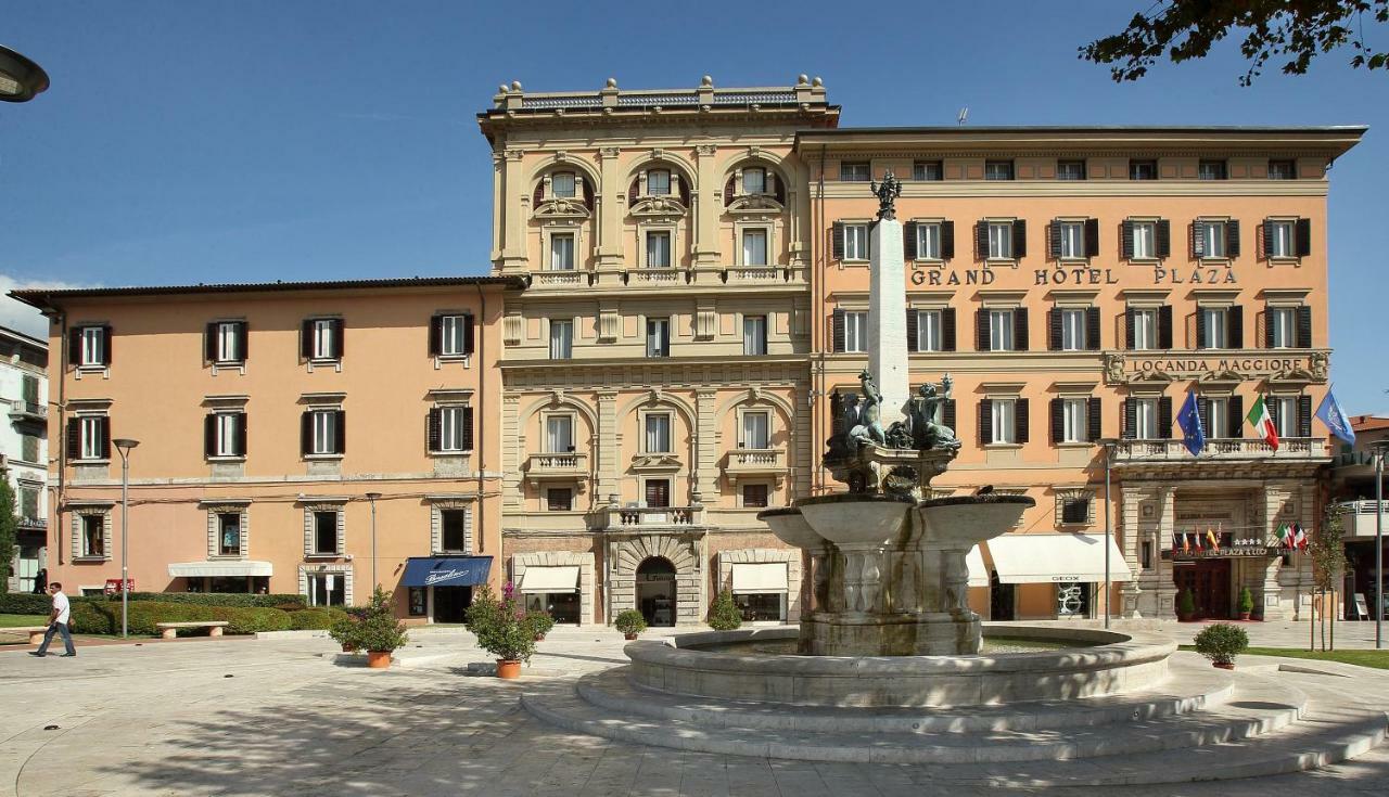 Grand Hotel Plaza & Locanda Maggiore 몬테카티니테르메 외부 사진