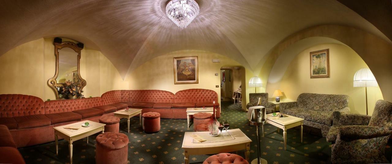Grand Hotel Plaza & Locanda Maggiore 몬테카티니테르메 외부 사진